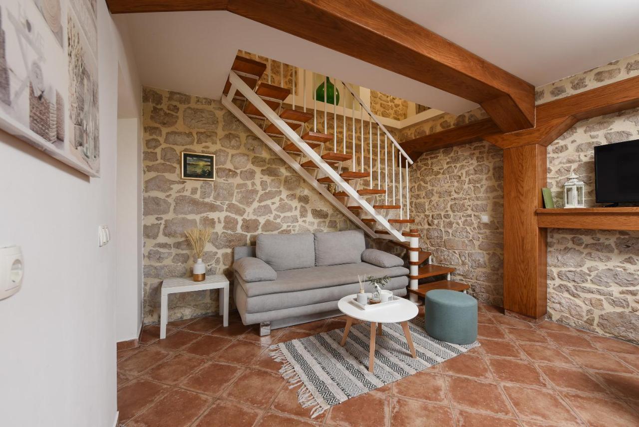 Villa Zaton Zaton  Luaran gambar